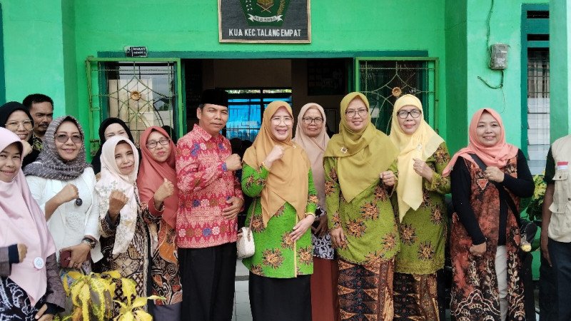 Edukasi Calon Pengantin Di KUA Kecamatan Talang Empat: Pencegahan Stunting Jadi Fokus Utama