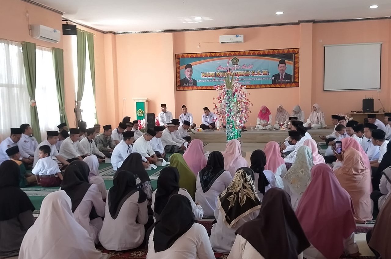 Seluruh Anggota APRI Kabupaten Tulang Bawang Barat Hadiri Peringatan Maulid Nabi Muhammad SAW di Kantor Kementerian Agama