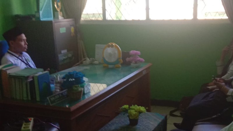 KUA Kecamatan Semidang Alas Maras Melakukan Pembubaran Panitia Peringatan Hari Santri, Serta Pembahasan Program Kinerja Digital