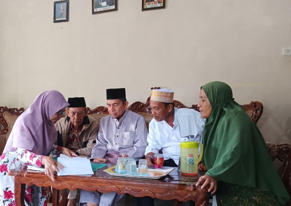 KUA Kecamatan Sorkam Barat Lanjutkan Penandatanganan Akta Ikrar Wakaf di Desa Pasar Sorkam