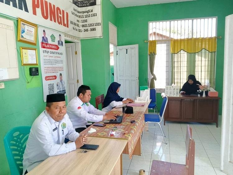 Tingkatkan Kapasitas Kehumasan, PIC Humas KUA Berampu Ikuti Pelatihan Secara Daring