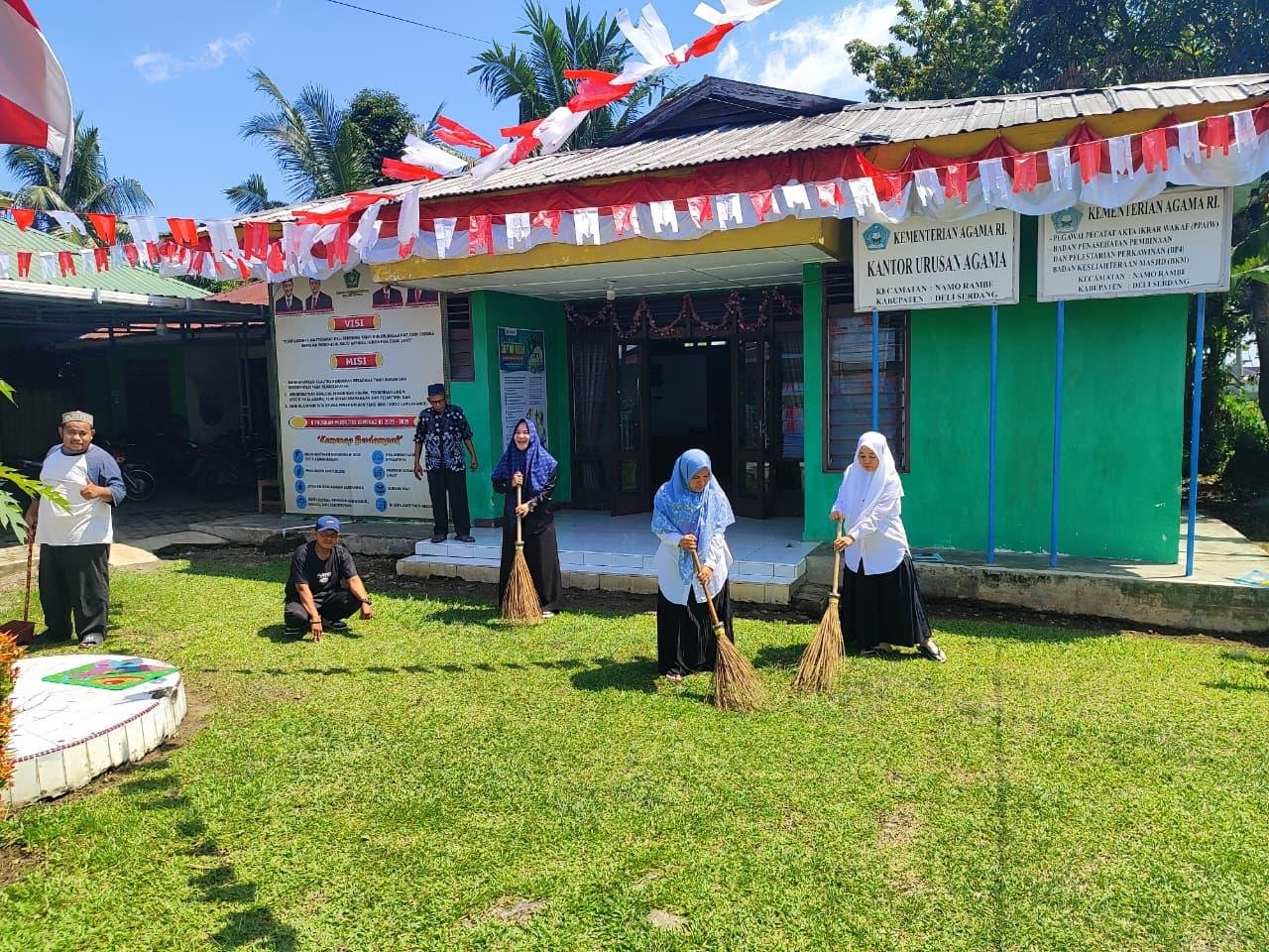 KUA Kecamatan Namo Rambe Gotong Royong menyambut HUT RI Ke 80