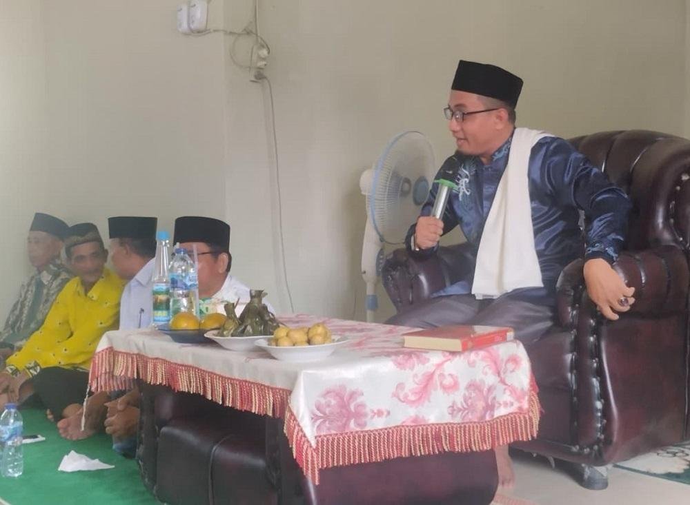 Ka KUA Sentajo Raya Sampaikan Ceramah Maulid Nabi di Musholla Istiqomah Muara Langsat