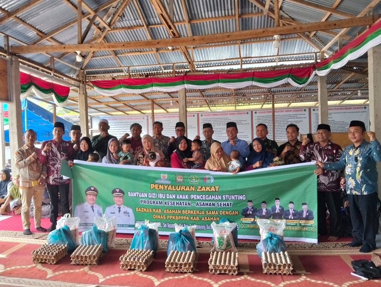 Ka. KUA Sei Kepayang Kolaborasi Lintas Sektoral Hadiri Penyaluran Bantuan Keluarga Beresiko Stunting