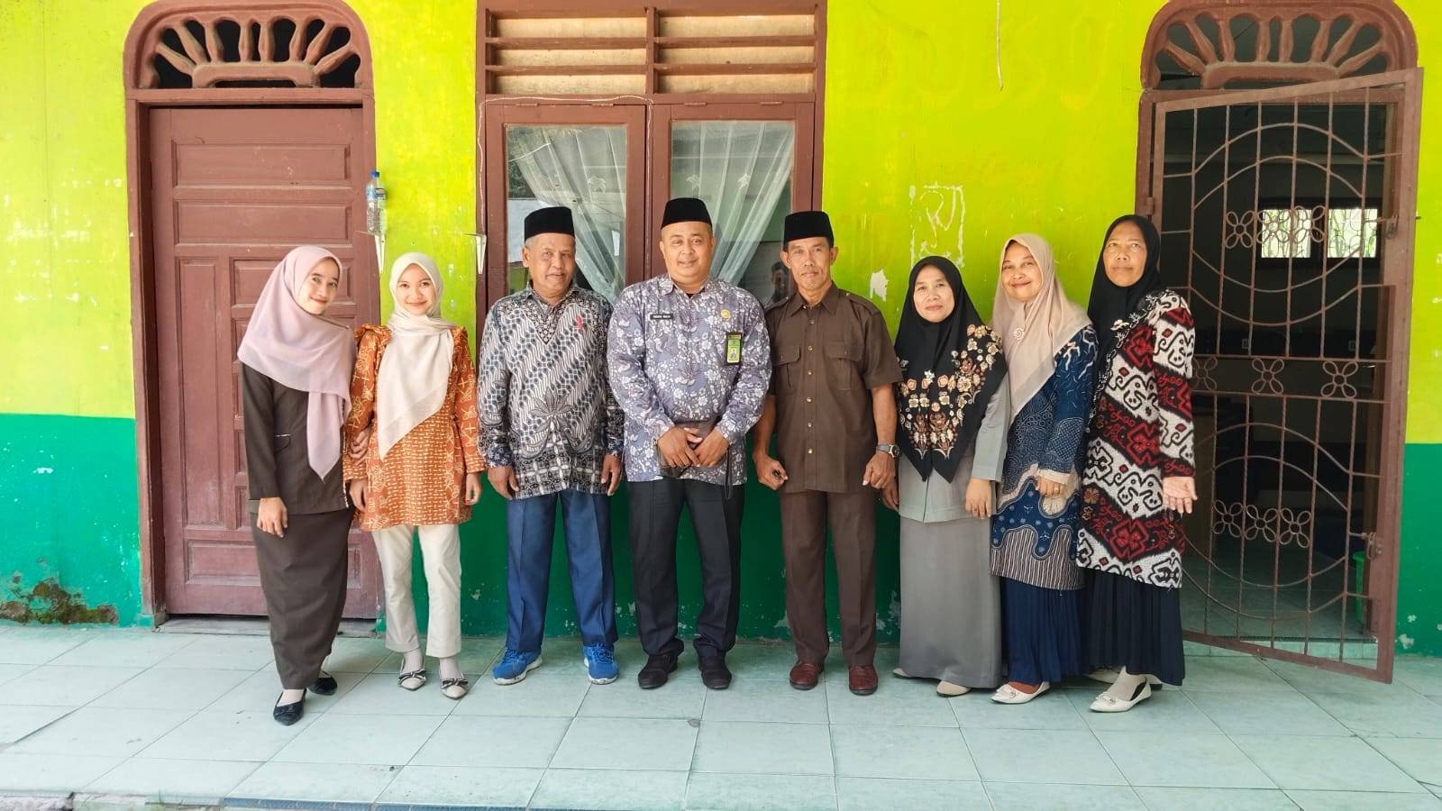 KUA Bosar Maligas Jalin Silaturahmi ke MTs Bustanul Ulum Nagori Dusun Pengkolan