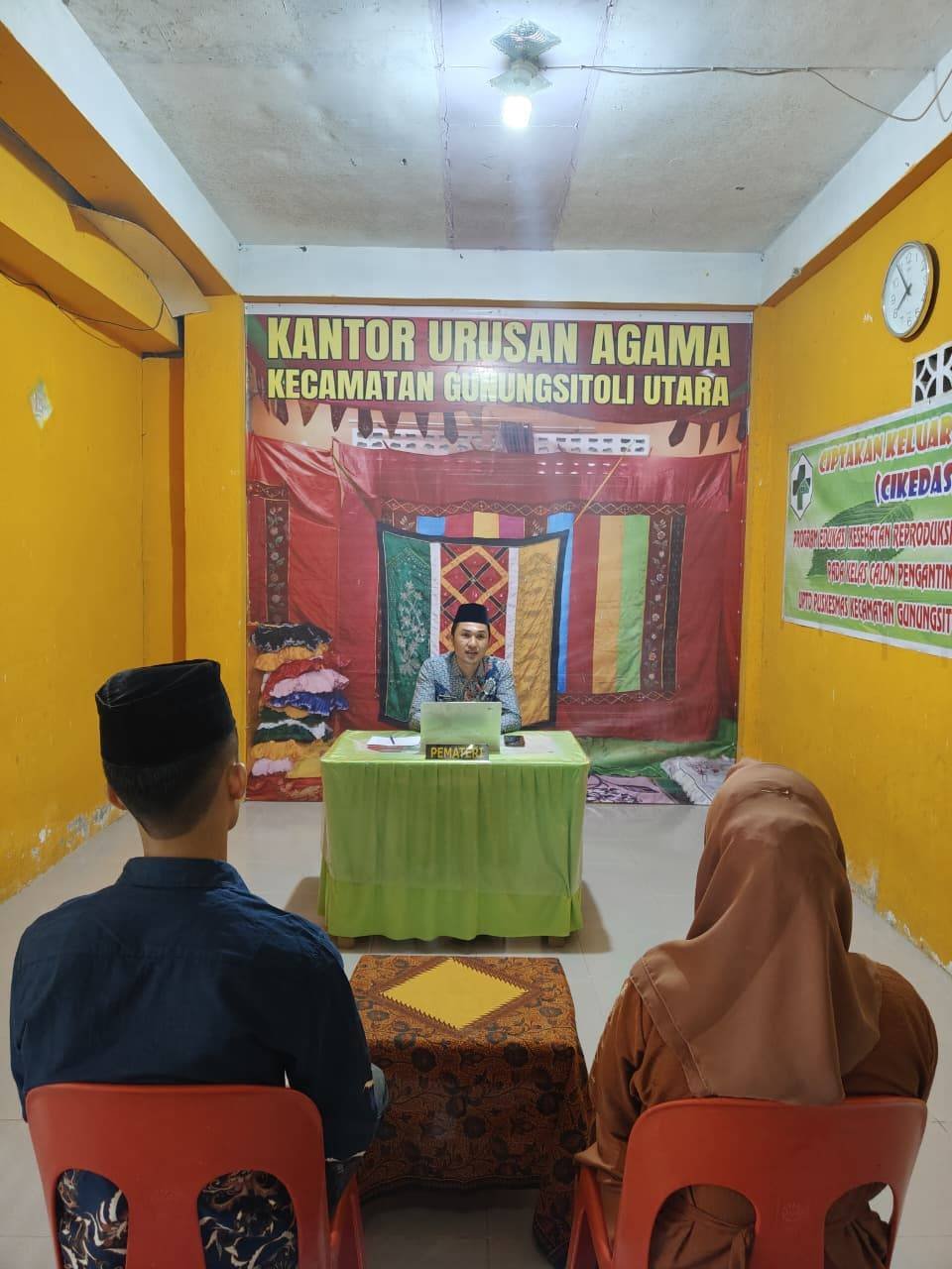 Eksklusif, Sepasang Catin Dapat Bimbingan Istimewa dari KUA Gunungsitoli Utara