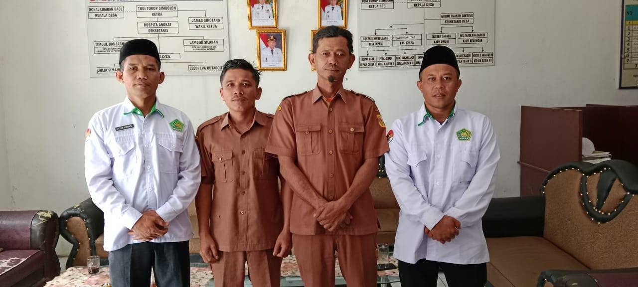 Layanan Prima: KUA Sinehu Tinjau Langsung Data Umat Beragama di Gunung Meriah