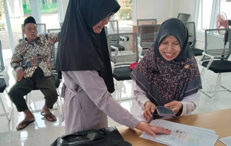 Perekaman Biovisa Haji adalah kewajiban Calon Jamaah Haji Ali Mustofa : Pegawai Kantor Urusan Agama hanya membantu