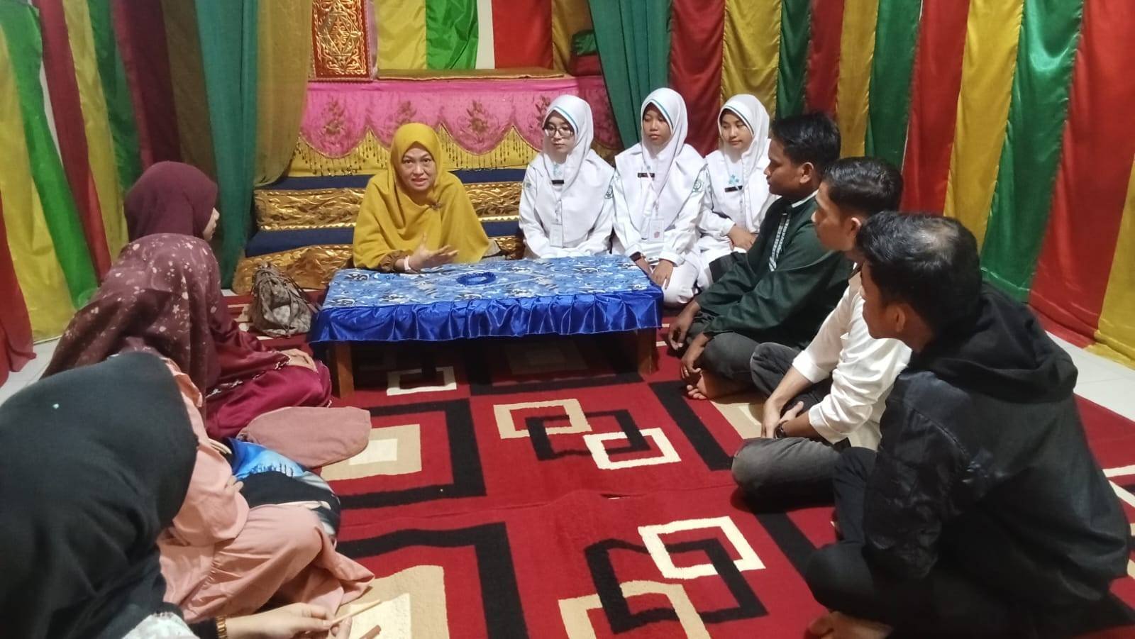 KUA Payung Sekaki Bersama Puskesmas Berikan Bimwin Catin