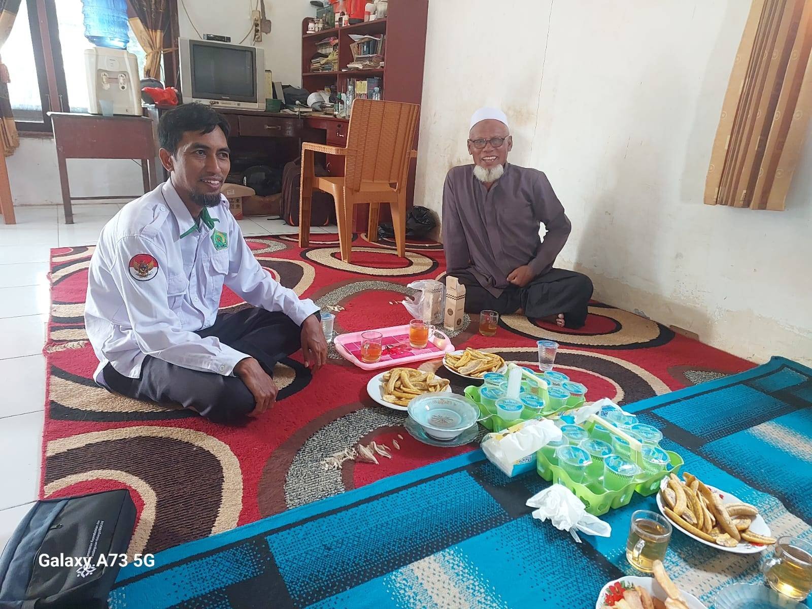 Momen Hari Pahlawan, Kepala KUA Sorong Kota Kunjungi Mantan Kepala KUA