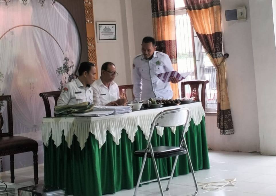 KUA Purbolinggo Ikuti Monev Administrasi Nikah dan BOP di Pekalongan