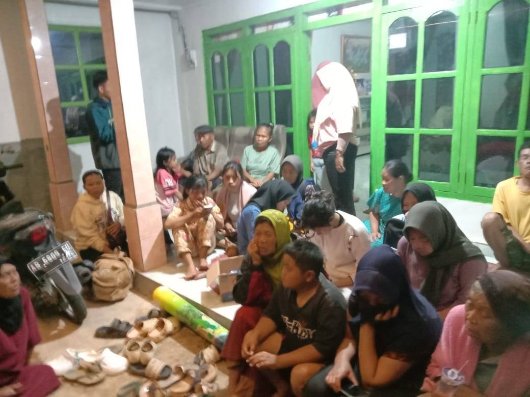 Kemenag Banjarnegara Gerak Cepat Respon Bencana Tanah Longsor di Situkung Pandanarum
