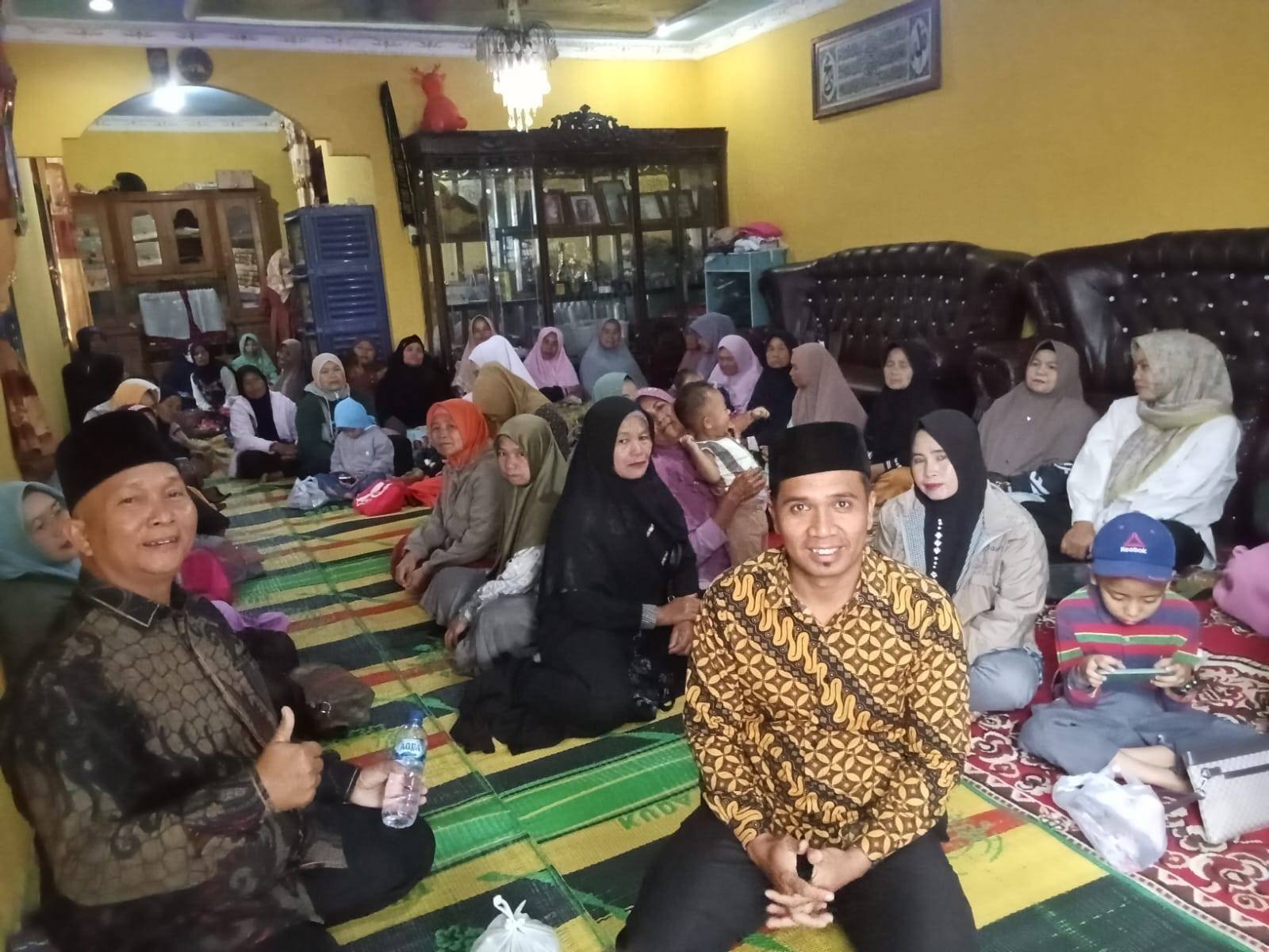 Hujan Tak Surutkan Semangat: PAI KUA Sidikalang Gelar Penyuluhan Keluarga Maslahat