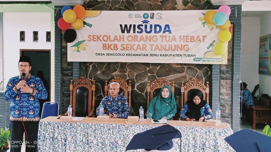 BKB Emas Sekar Tanjung Jenggolo Siapkan Orangtua Hebat 