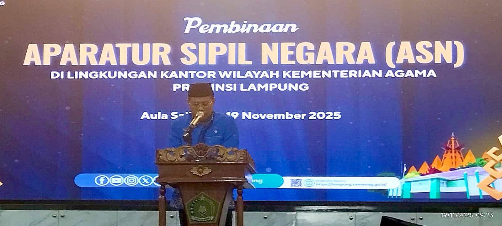 KEPALA KUA RAJA BASA TAMPIL SEBAGAI QORI PADA KEGIATAN PEMBINAAN ASN DAN PENYAMBUTAN KA.KANWIL KEMENAG LAMPUNG YANG BARU