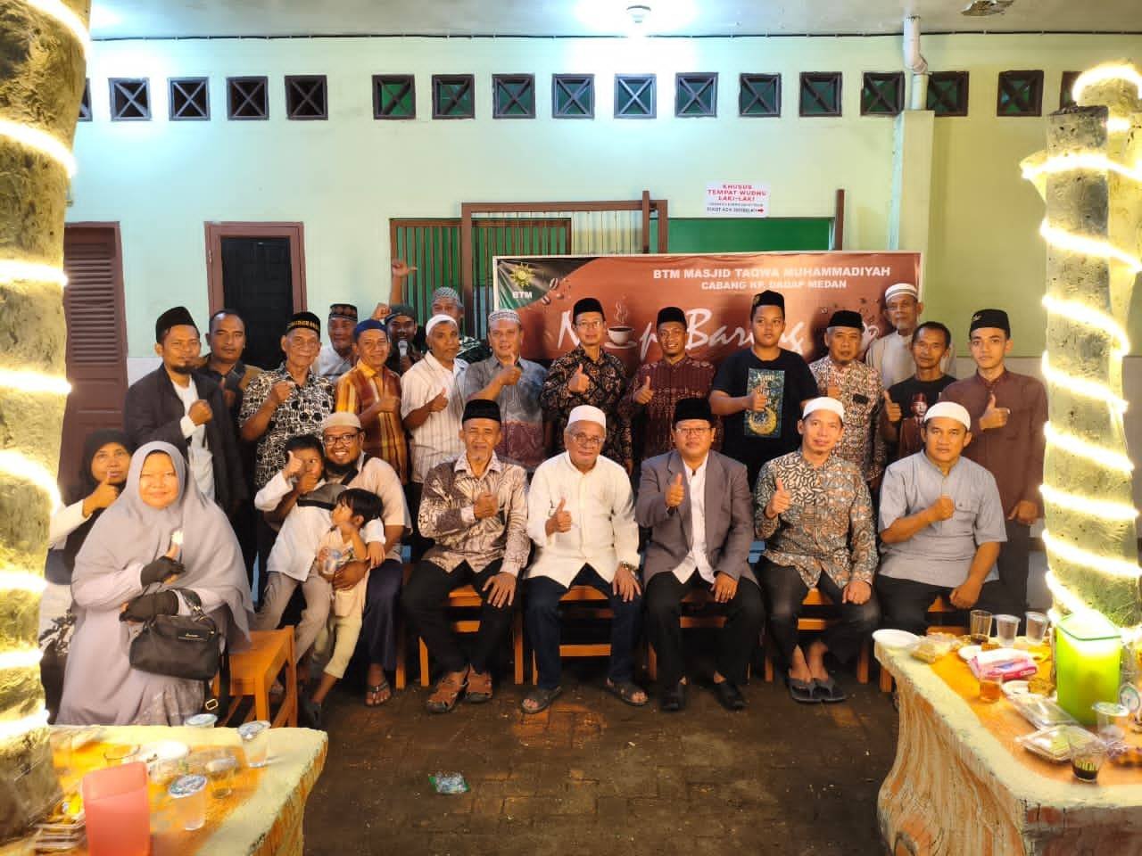 KUA Medan Perjuangan dan APRI Sumut Hadirkan 'Warung Silaturahmi' Masjid Taqwa: Makan Sepuasnya, Infak Seikhlasnya