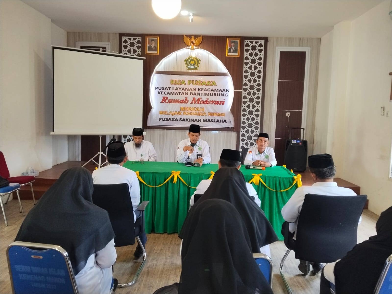 Kepala KUA H. Mustafa Pimpin Rapat Koordinasi