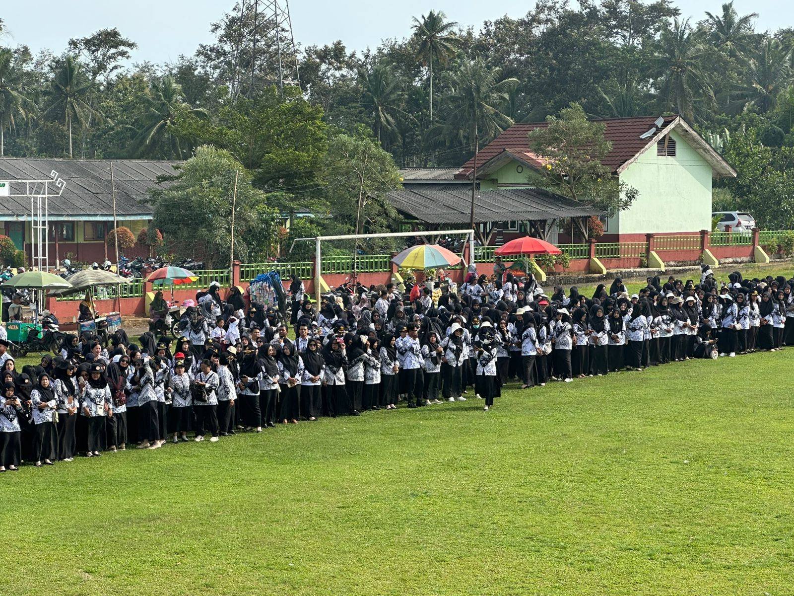 Kepala KUA Sekampung Udik Hadiri Upacara HGN