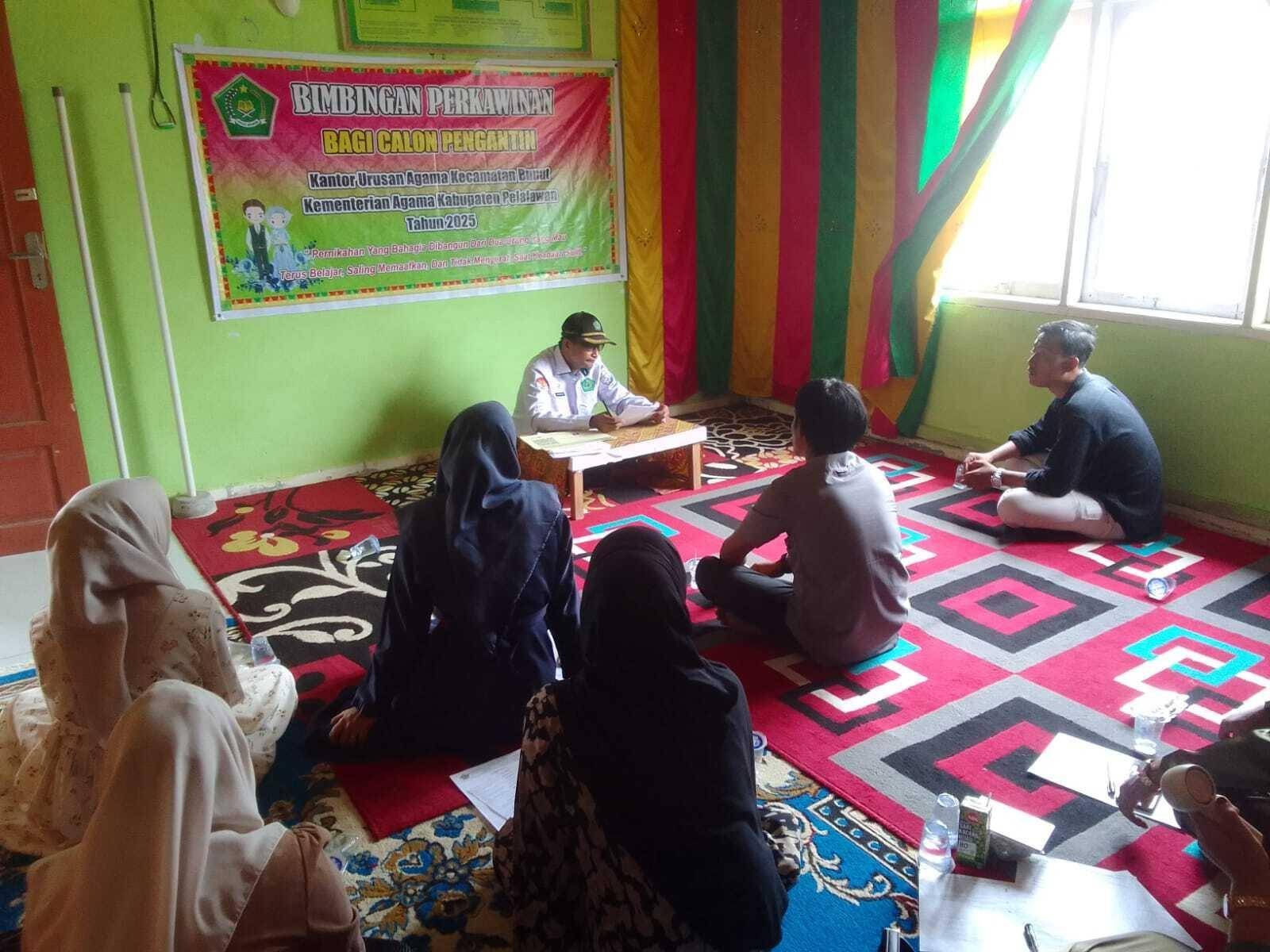 Lima Pasangan Catin Antusias Ikuti Bimbingan Perkawinan di KUA Bunut