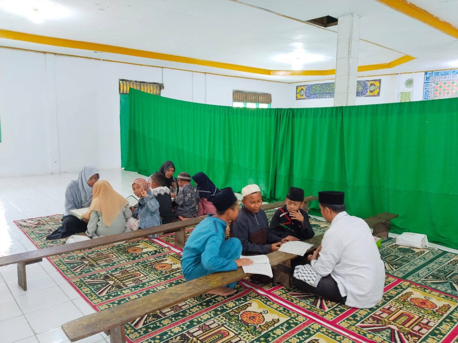 Suluh KUA Sidikalang Digugu dan Ditiru : Lentera Berantas Buta Aksara Alquran