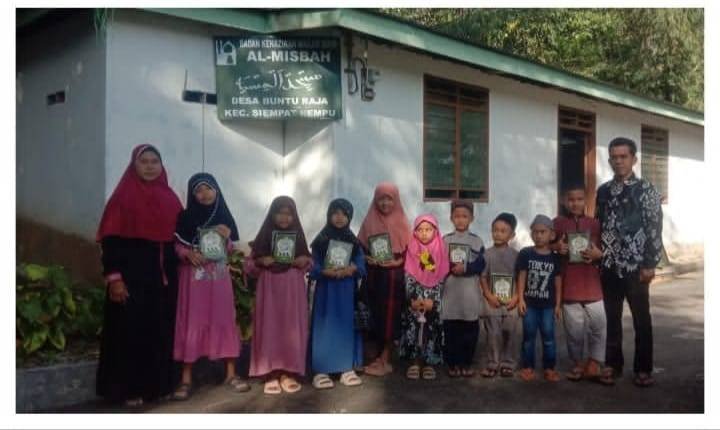 KUA Siempat Nempu Gencarkan Pemberantasan Buta Aksara Al-Qur'an di Buntu Raja