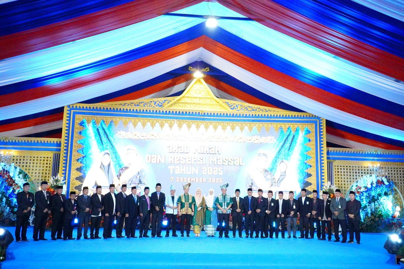 Nikah Massal Pekanbaru Raih Rekor MURI, 71 Pasangan Resmi Disatukan oleh 24 Penghulu Kemenag