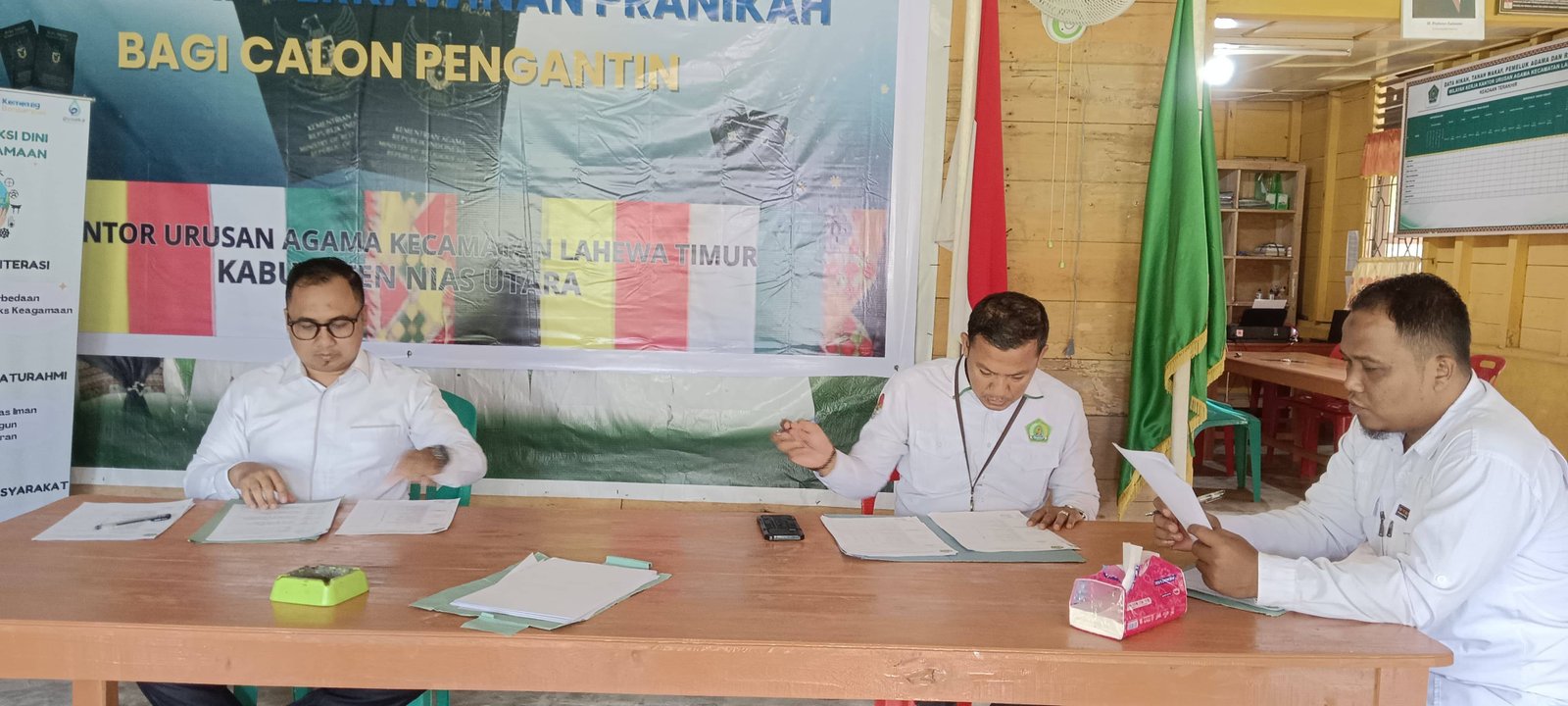 Semarak HAB Kemenag RI: KUA Lahewa Timur Jalani Penilaian Kebersihan KUA