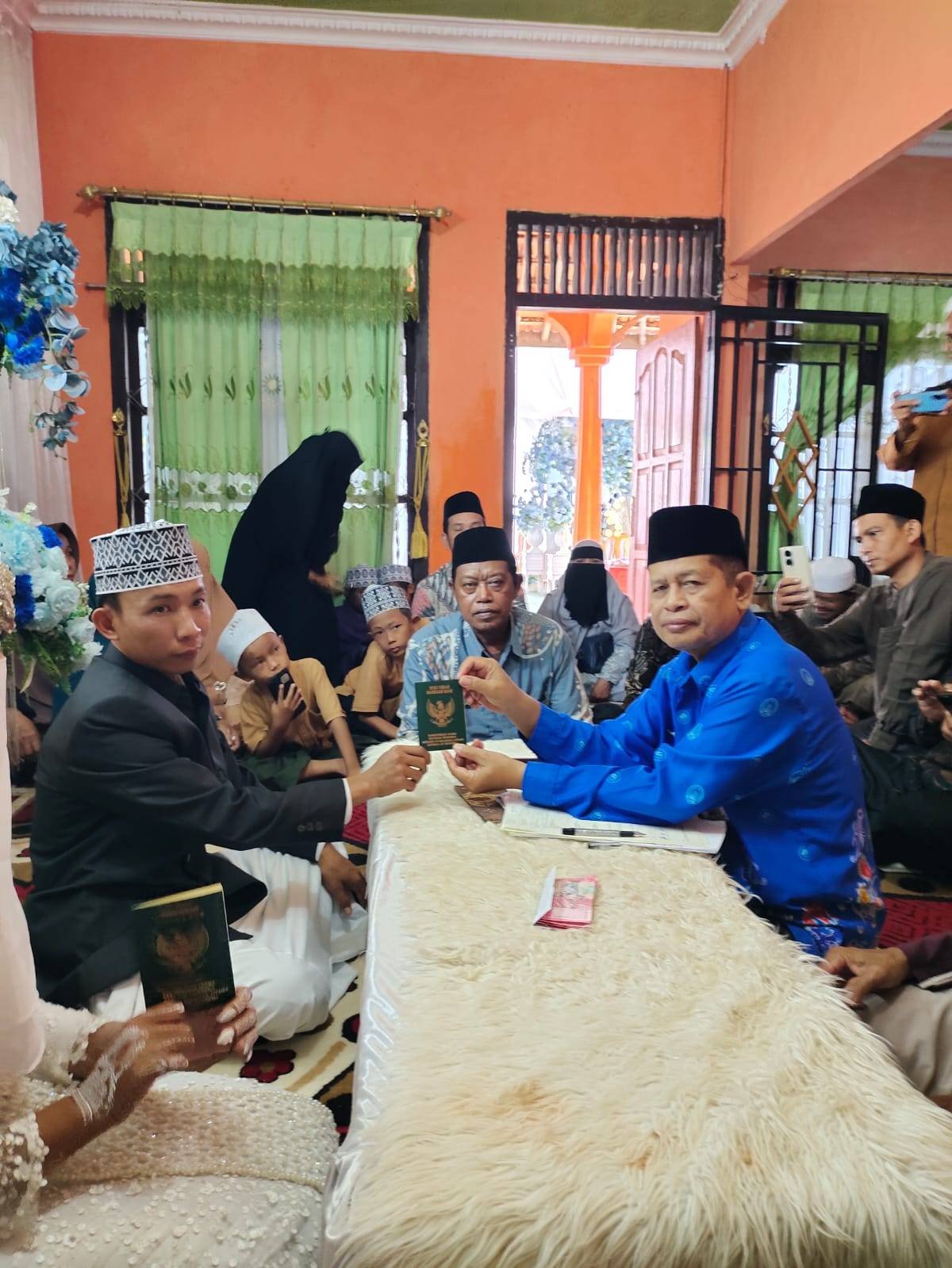 Kepala KUA Bumi Agung tetap Sinergi laksanakan pencatatan Nikah di kampung Pisang Indah.