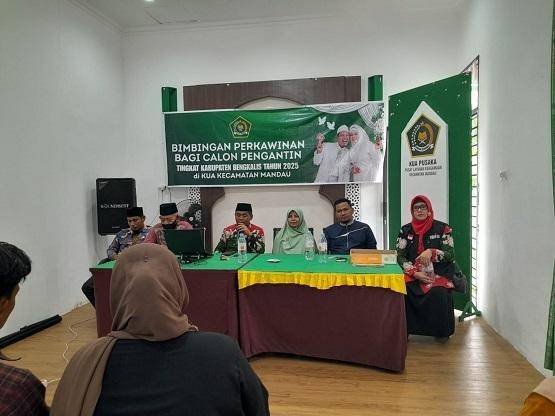 Bimbingan Perkawinan Angkatan XXVII Resmi Ditutup, Kepala KUA Mandau Berikan Pesan Bijak