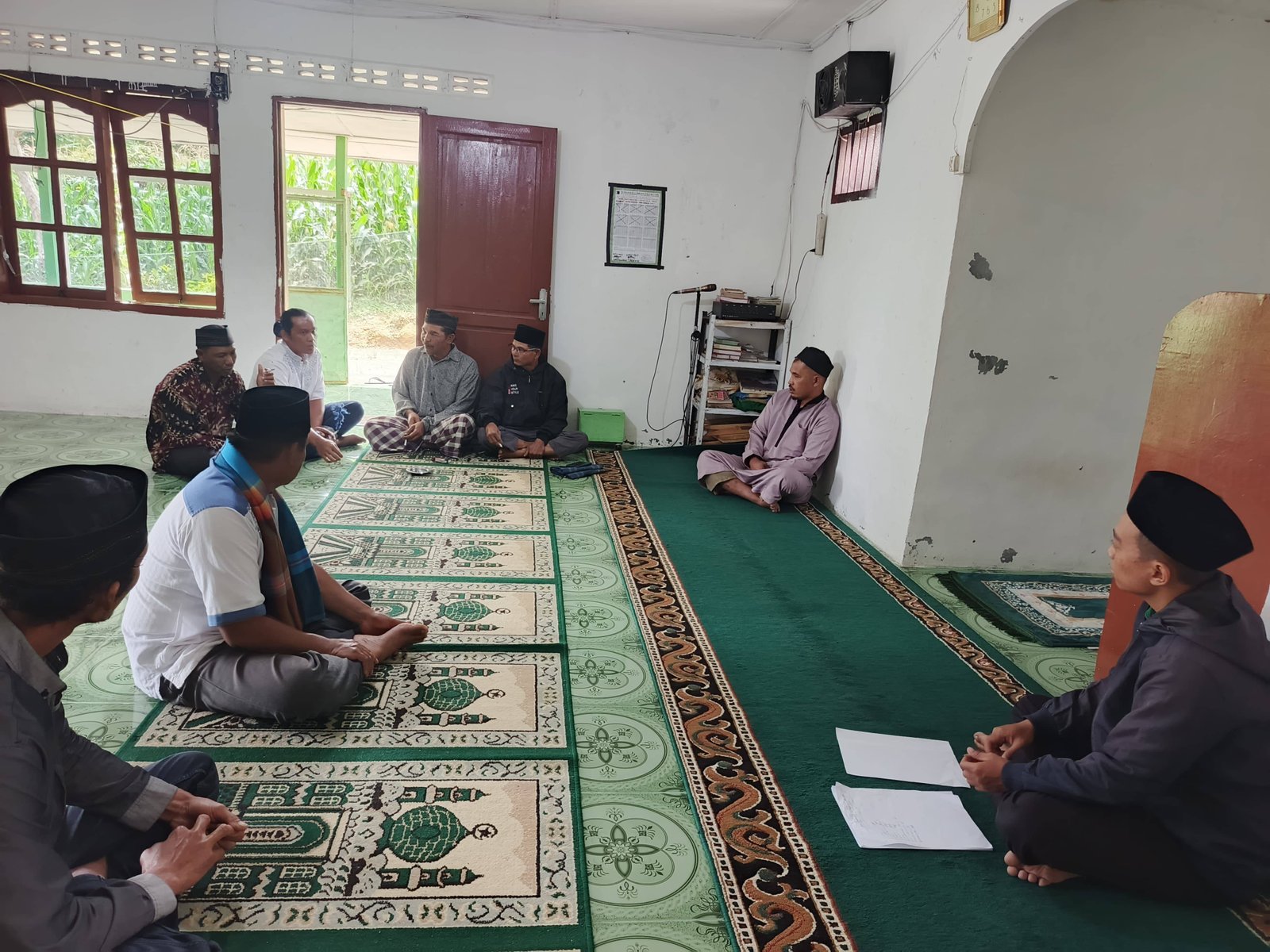 Penghulu KUA Nassau Pimpin Rapat Kepengurusan BKM Masjid Nurul Huda Matio