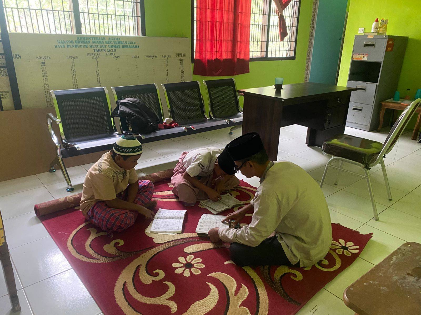 KUA Lumban Julu Pusat Belajar Mengaji Anak-Anak, PAI Turun Langsung Jadi Fasilitator 