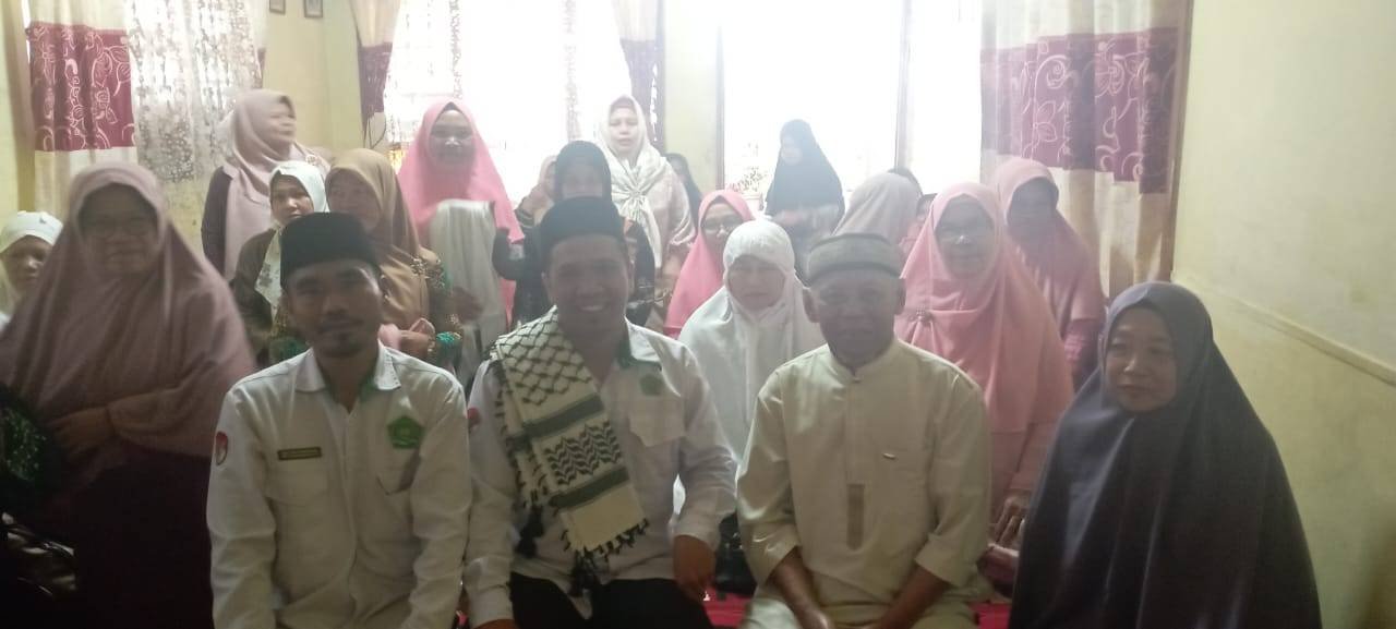 Sinergi KUA Sidikalang Beri Pembinaan Spiritual di Majelis Taklim Amaliyah SPG