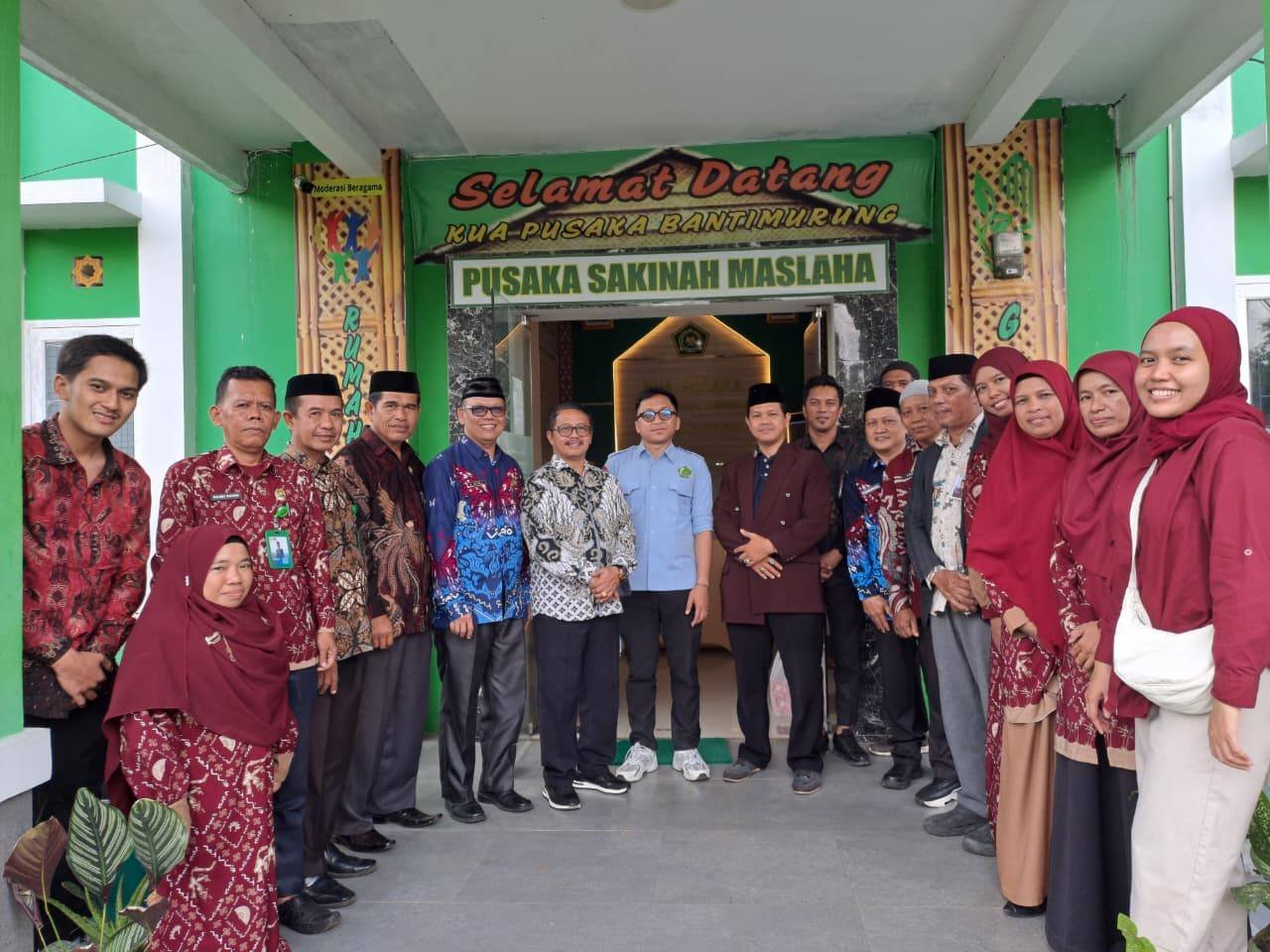 KUA Pusaka Bantimurung Menerima Kunjungan Staf Ahli Bimas Islam Kemenag RI