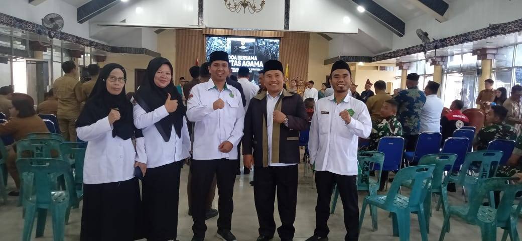 Wujudkan Empati dan Solidaritas, Jajaran KUA Sidikalang Hadiri Doa Bersama Lintas Agama untuk Korban Bencana