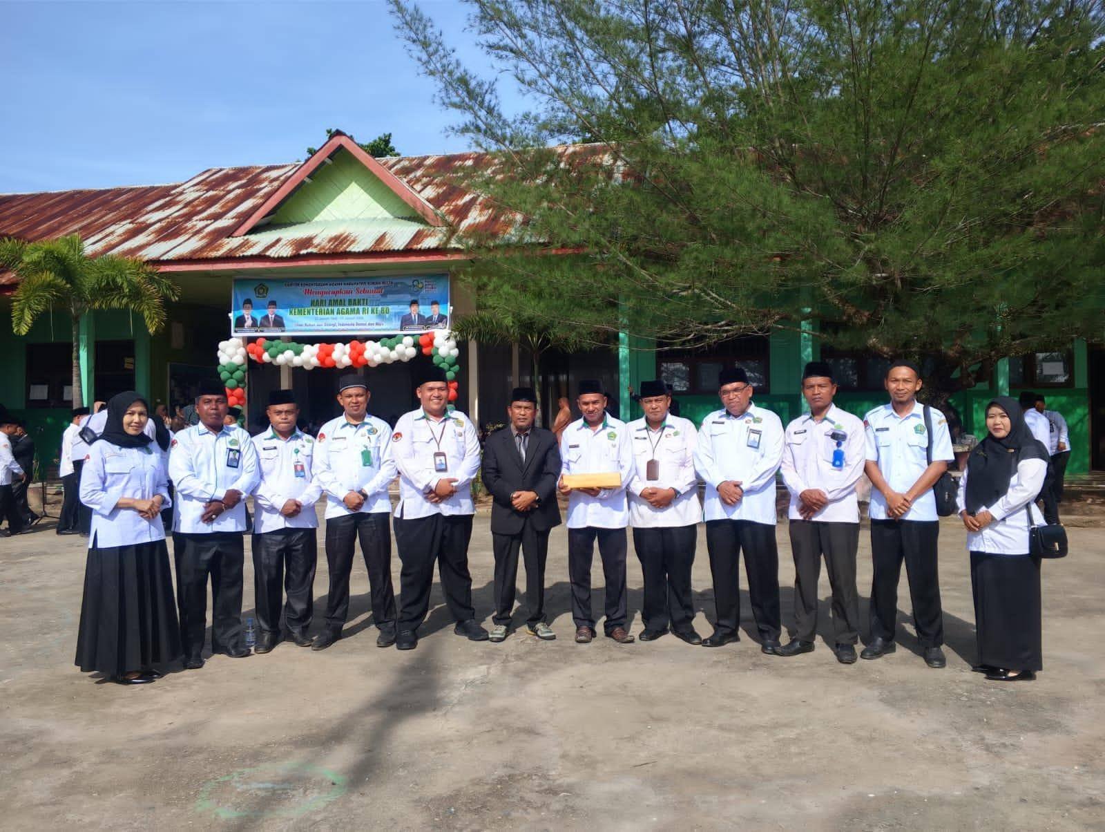 Hadiri Upacara HAB Kemenag RI Ke - 80, Squad KUA Tanah Putih Boyong Penghargaan