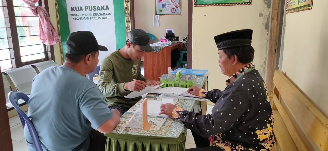 Konsultasi Nikah dan Rujuk, Muhlasin Berikan Pendampingan Keluarga