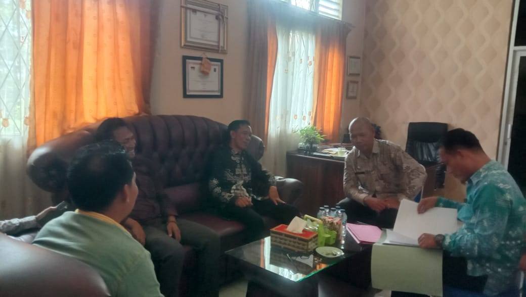 Sinergi Pelayanan Umat, Kepala KUA Pakuan Ratu Eko Wahyudi Sambangi Kesbangpol Way Kanan