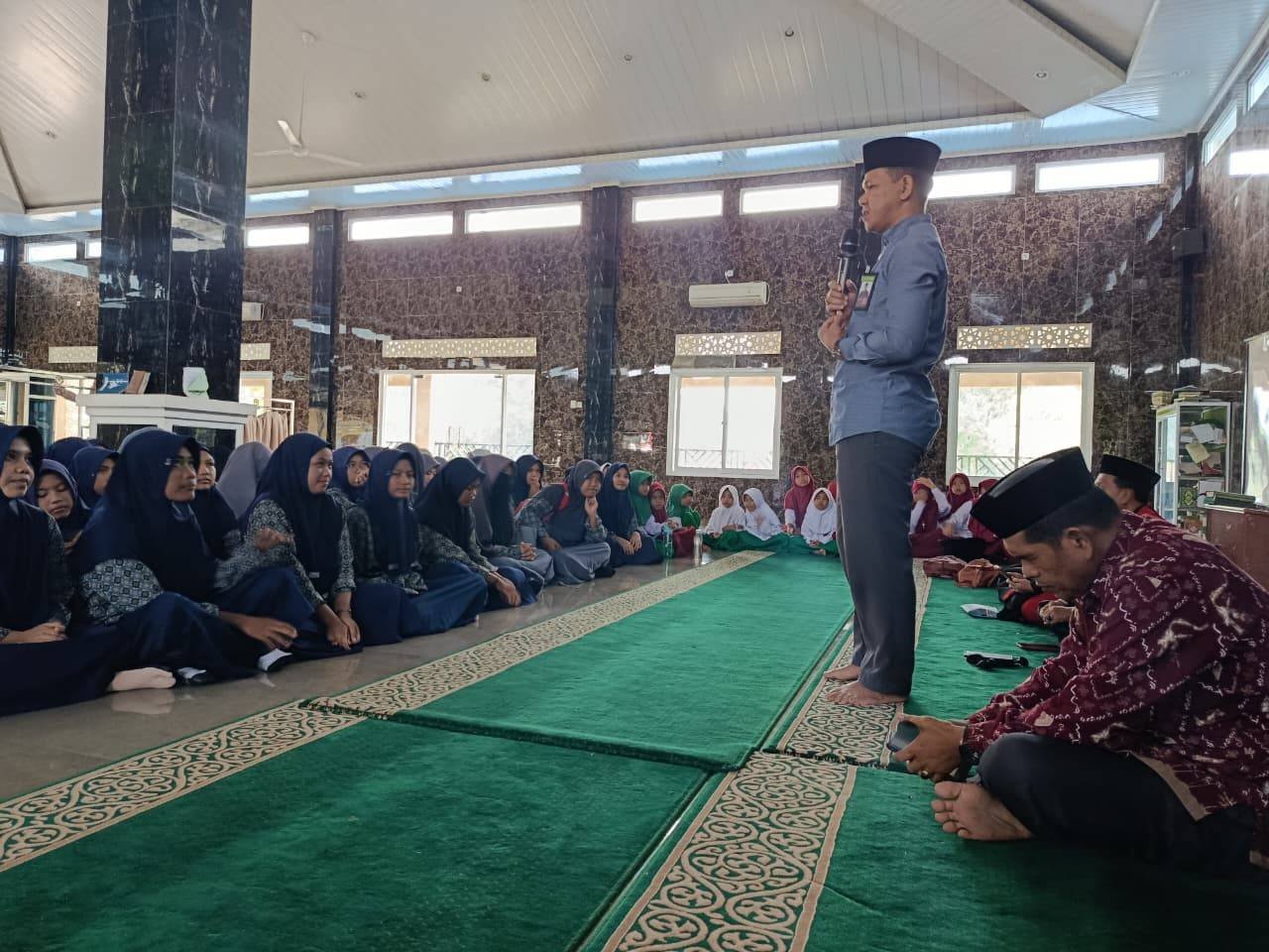 Remaja Bijak, Keluarga Harmonis: Program Bimbingan Remaja Usia Sekolah (BRUS) KUA Pusaka Bantimurung