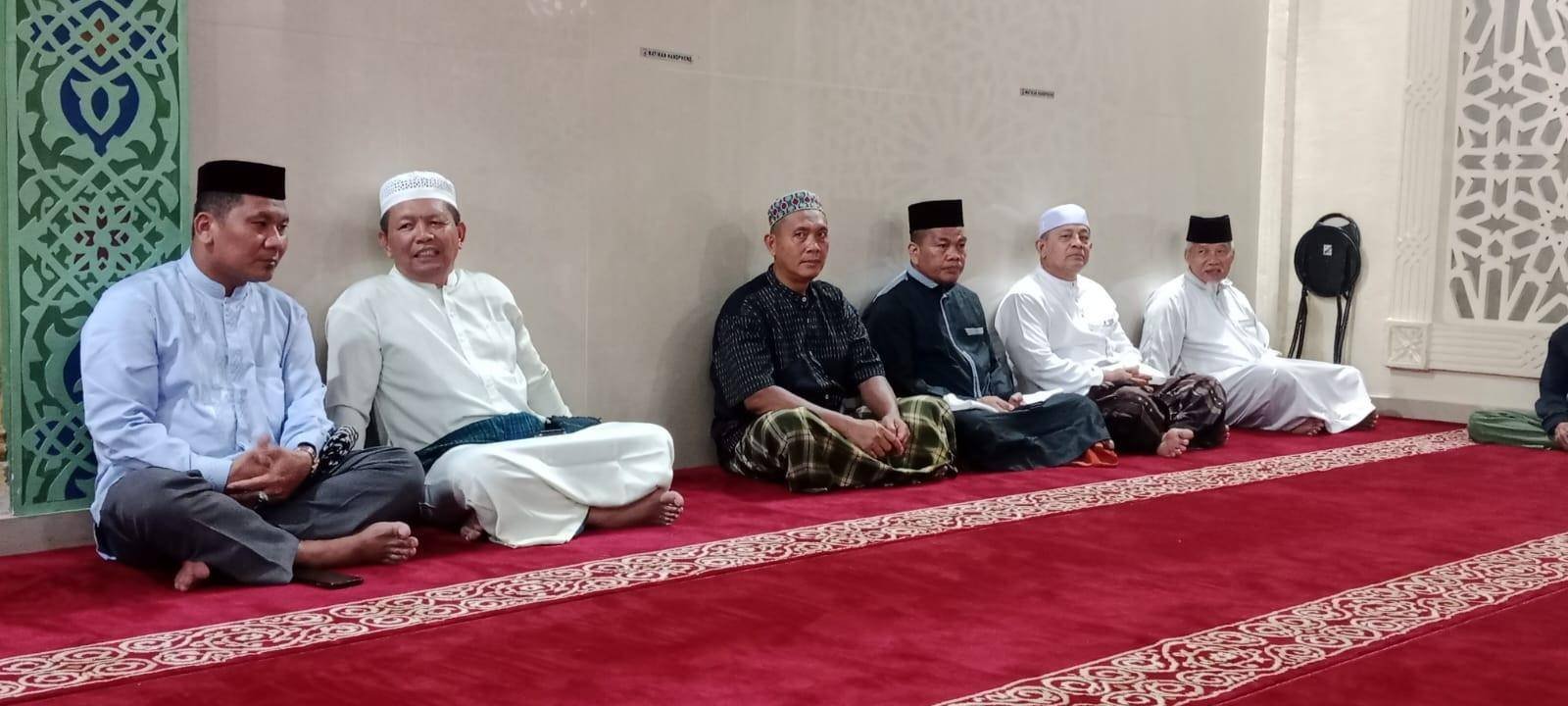 Peringati Isra Mi’raj, Penghulu KUA Tenayan Raya Gaungkan Gerakan Makmurkan Masjid