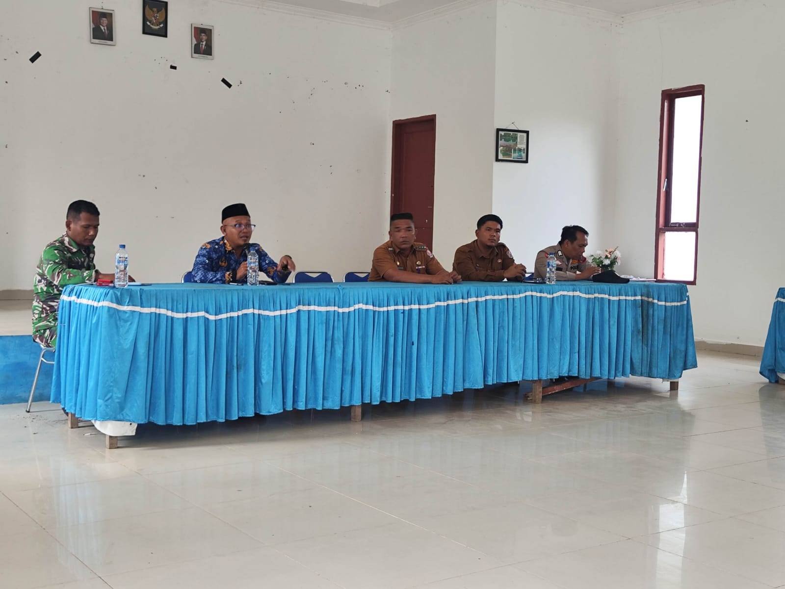 Kepala KUA STM Hulu Hadiri Rapat Koordinasi Tahunan di Balai Umum Kecamatan
