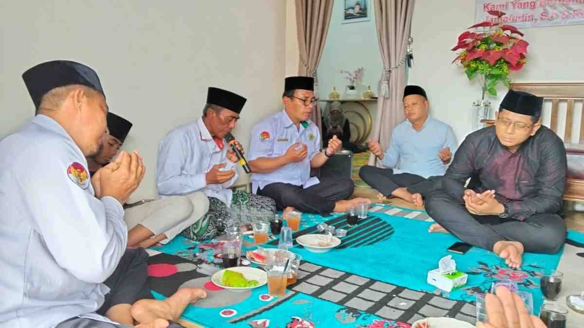 KUA Sekampung Udik Gelar Khotmil Quran dan Koordinasi Rutin