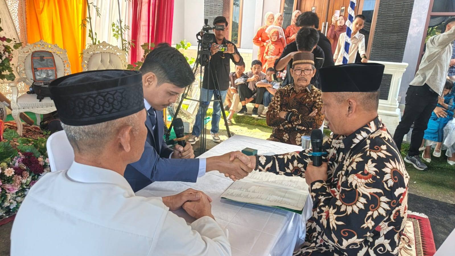 Melaksanakan Tauqil Wali, KUA Doloksanggul Melaksanakan Pernikahan Sesuai PMA 30 Tahun 2024
