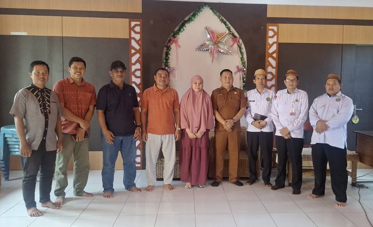 KUA Kecamatan Dungingi Bersama BWI Gorontalo Pastikan Kepastian Hukum Wakaf Masjid Jironah