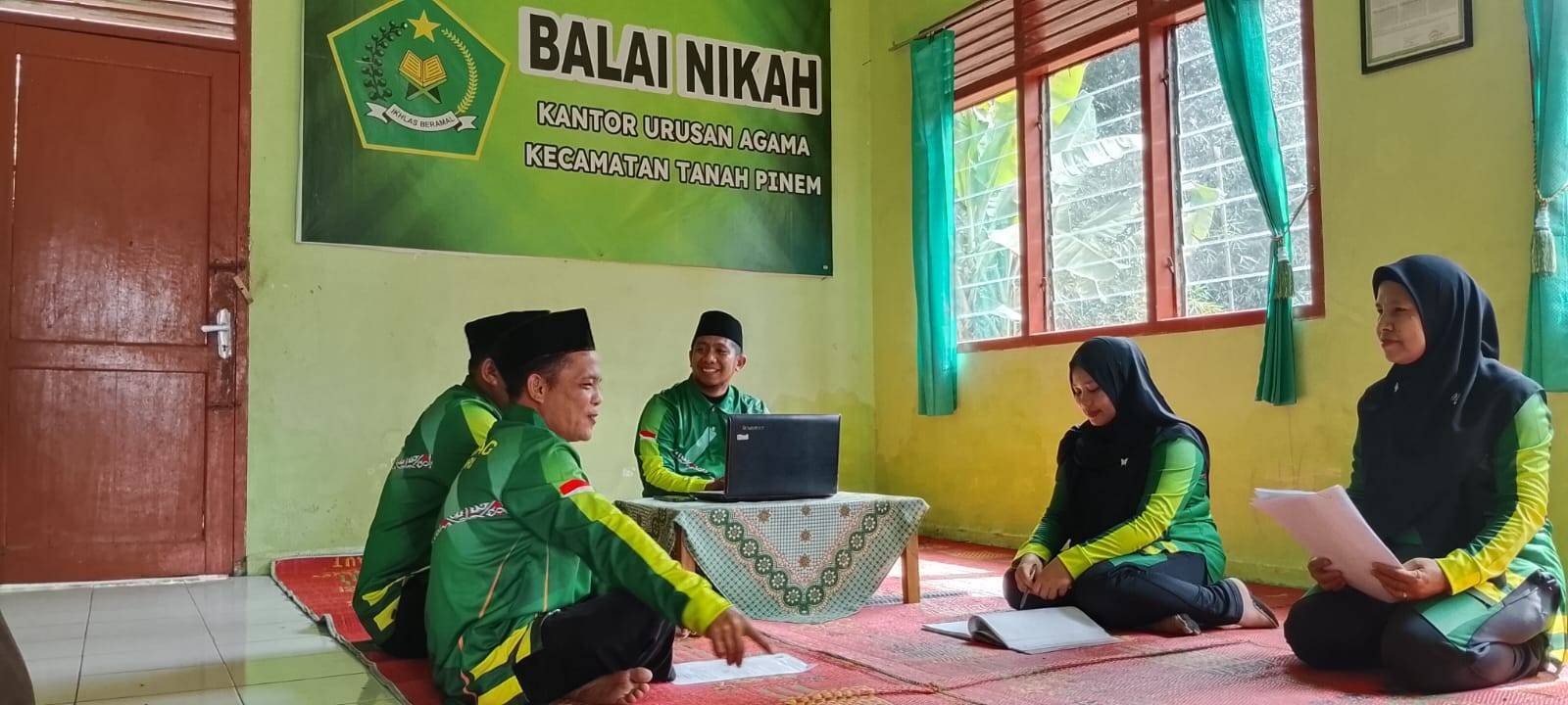 KUA Tanah Pinem Matangkan Program Kerja Melalui Rapat Koordinasi