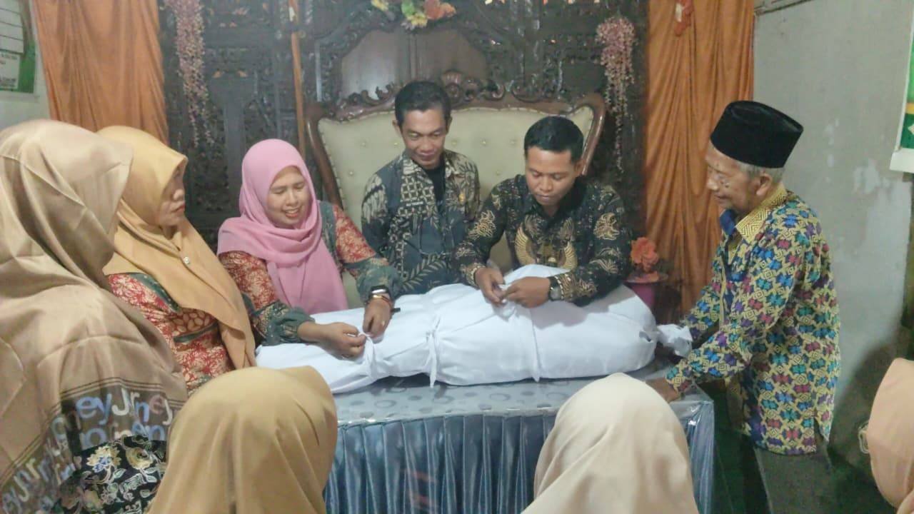 Tingkatan profesionalitas Penyuluh Agama Islam KUA SS 3 Gelar Kegiatan Pelatihan Pemulasaraan Jenazah Perempuan