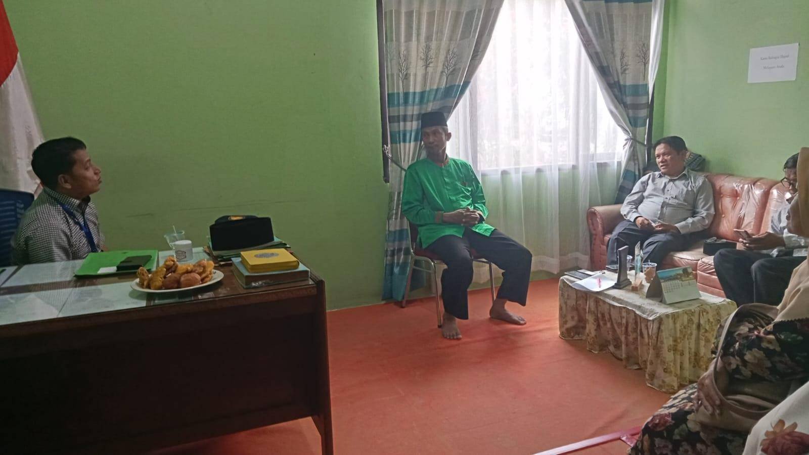 Kepala KUA Lima Puluh Minta Penyuluh Masif Luruskan Isu Atensi Kemenag terhadap Guru