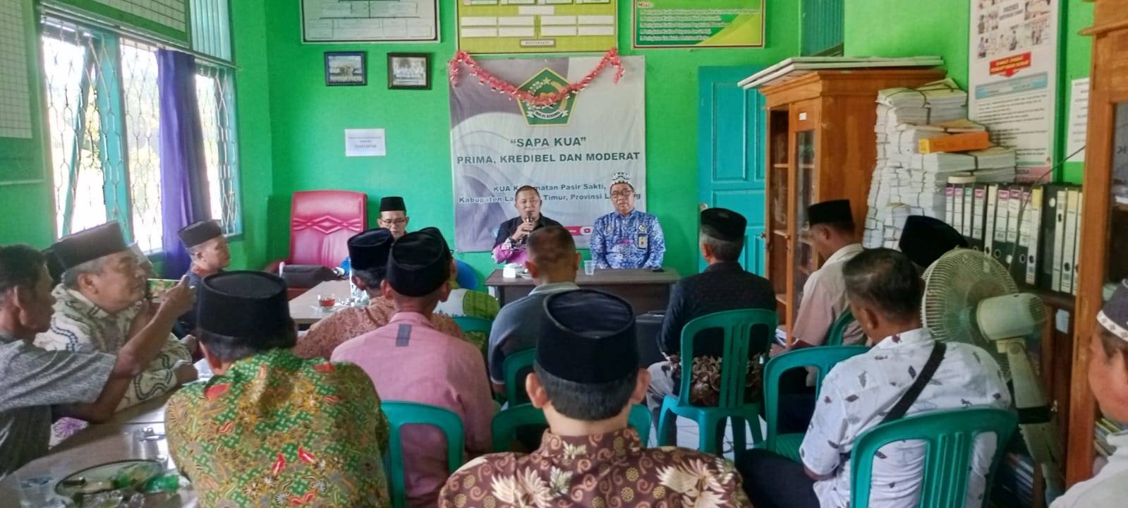 Kepala KUA Pasir Sakti Beri Pembinaan Nadzir Wakaf