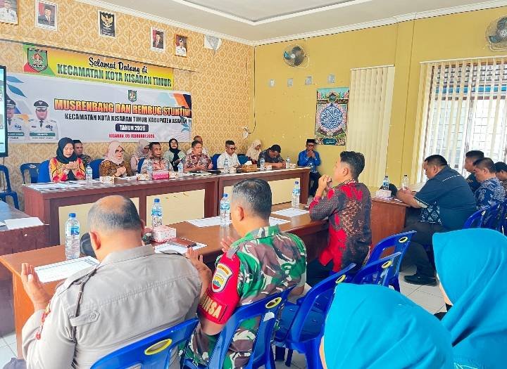 Ka KUA Pimpin Doa Dalam Kegiatan Musrembang Kecamatan Kisaran Timur