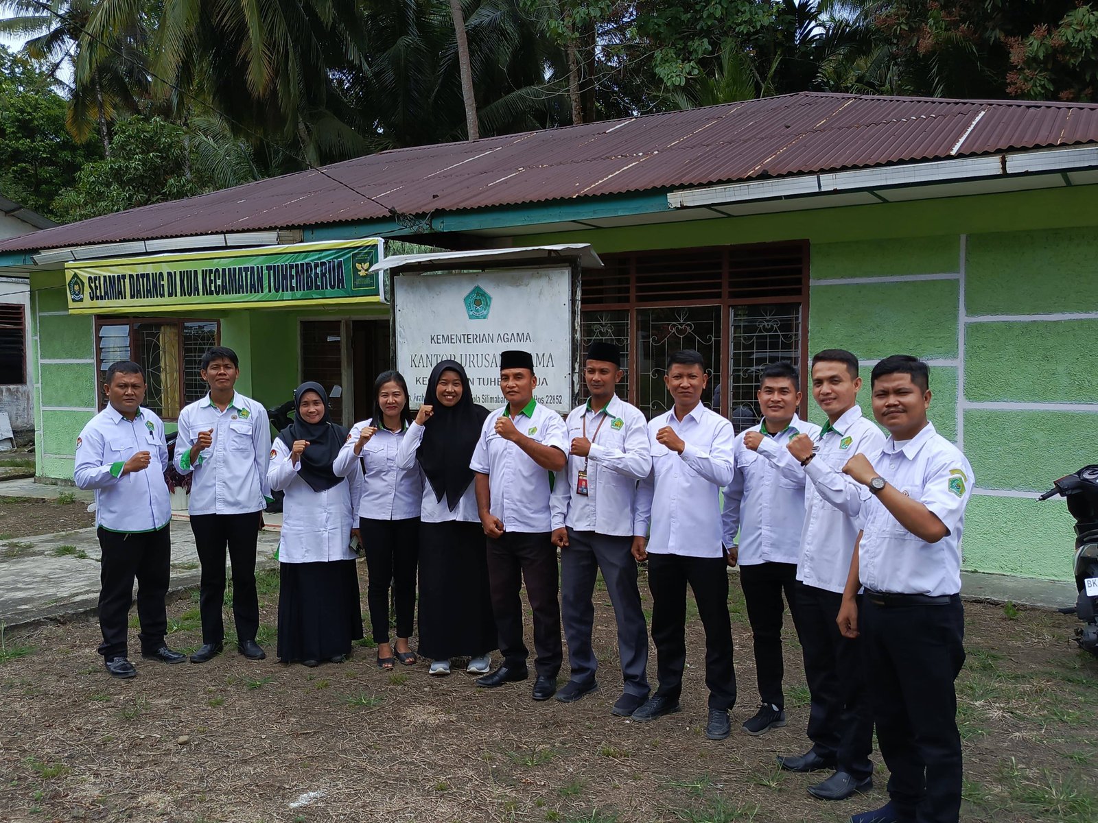 KUA Tuhemberua Terima Kunjungan Tim Monitoring Kemenag Nias Utara: Bahas Renstra Tahun 2026 