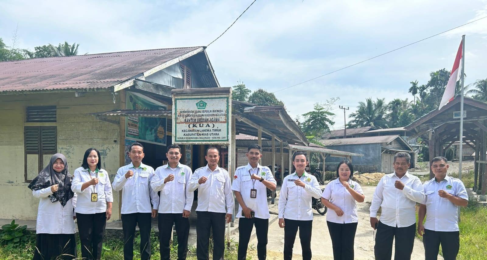 Monitoring e-Kinerja, KUA Lahewa Timur Tegaskan Komitmen Tingkatkan Layanan Publik